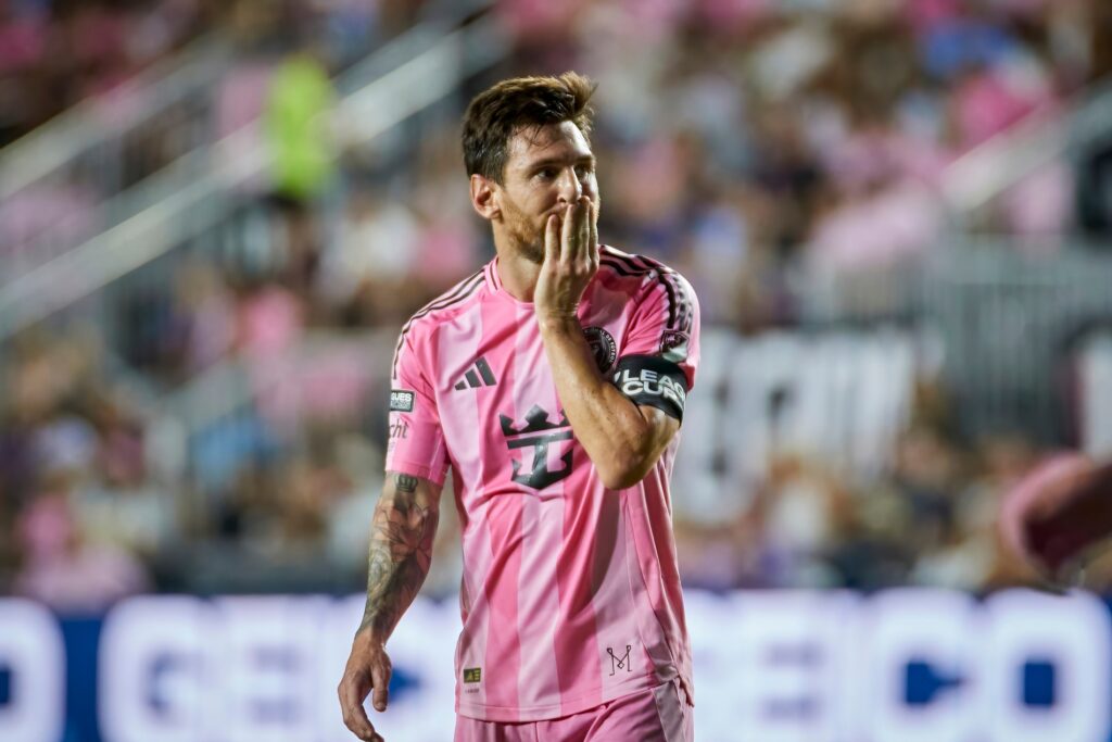 Lionel Messi Announces Retirement from International Football
